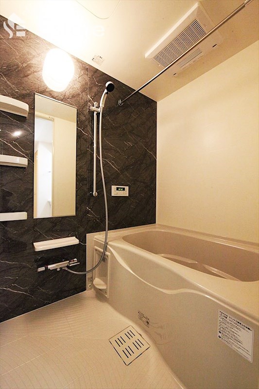 追い炊き機能 浴室乾燥機付バスルーム 同仕様内装