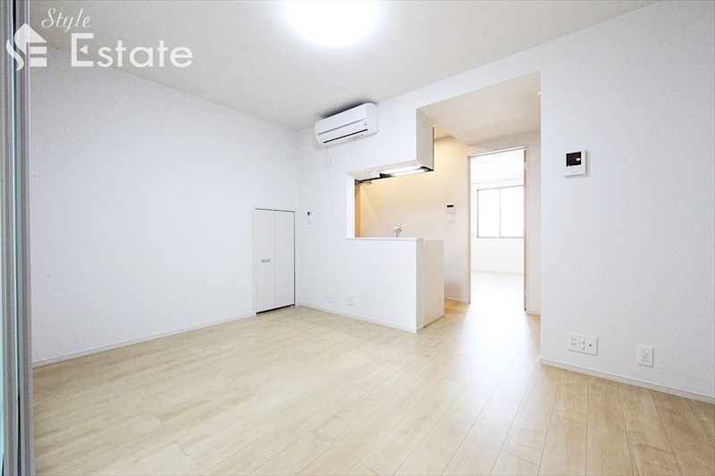 リビング カウンターキッチン 同仕様内装