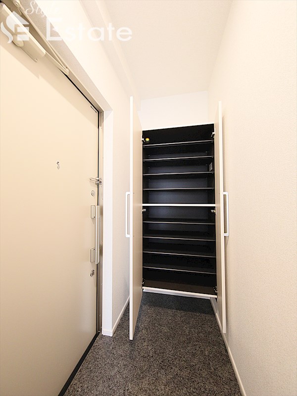 シューズボックス