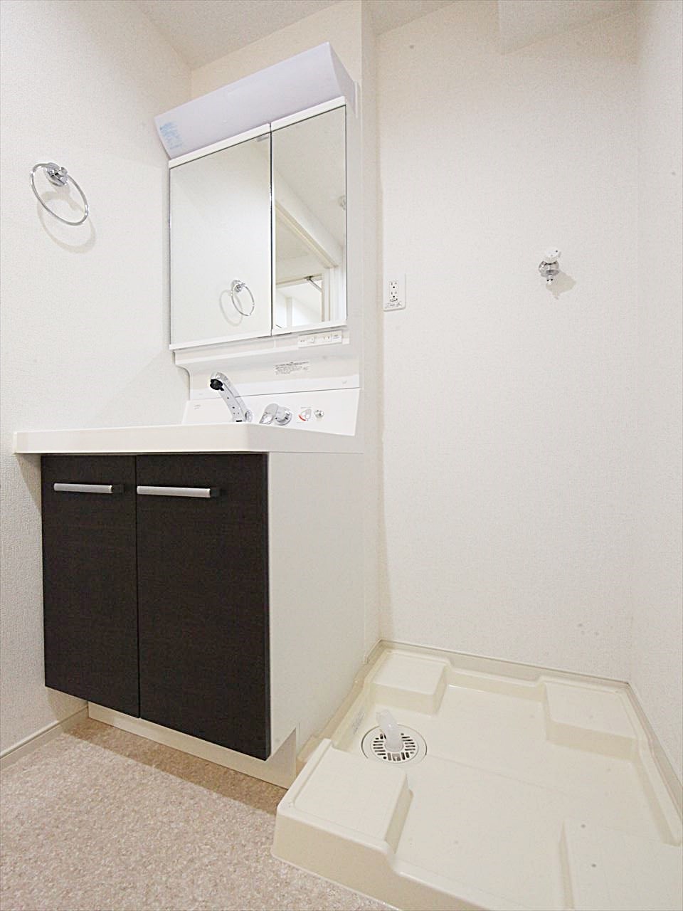 独立洗面所 同仕様物件内装