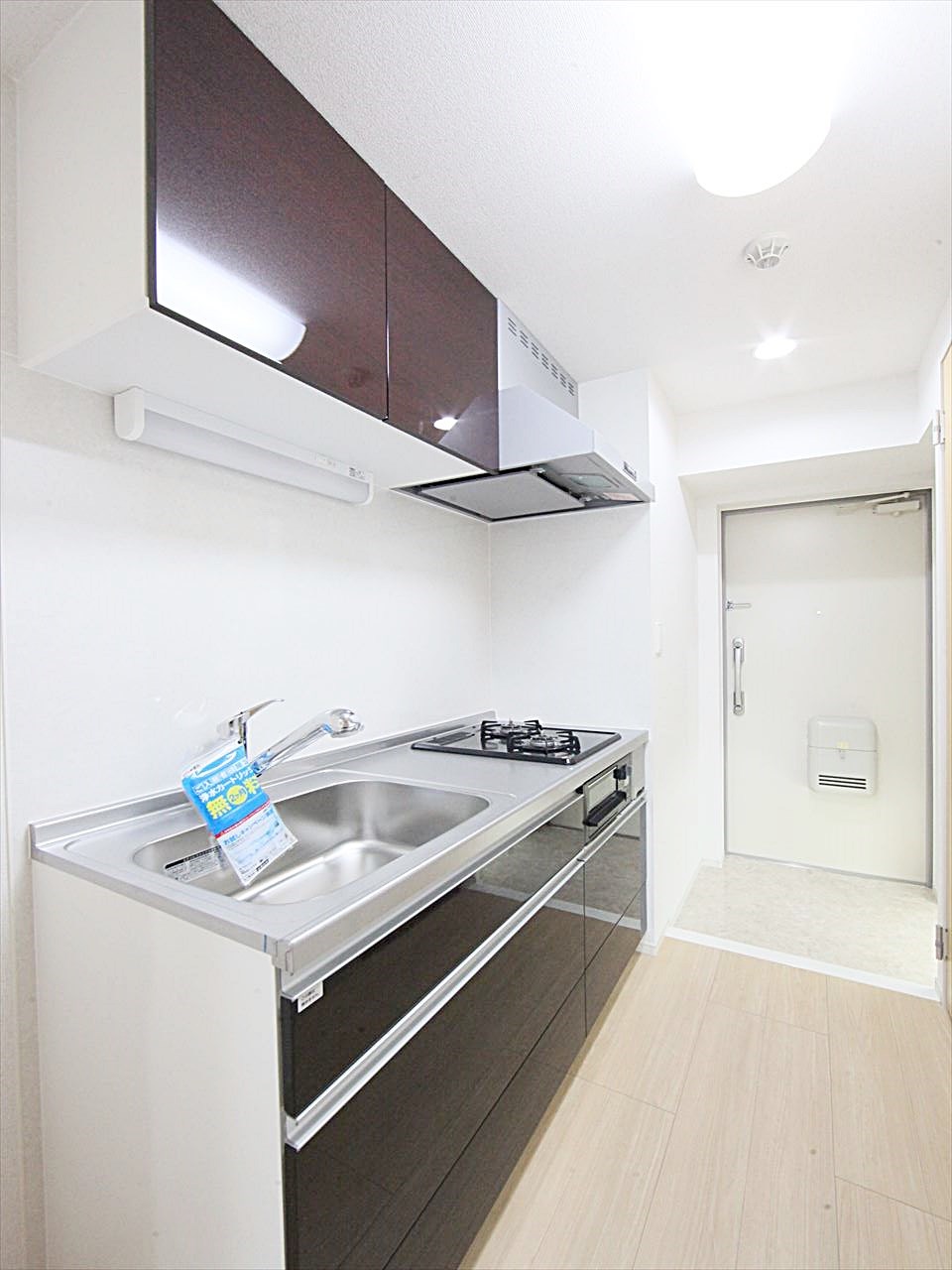 システムキッチン 同仕様物件内装