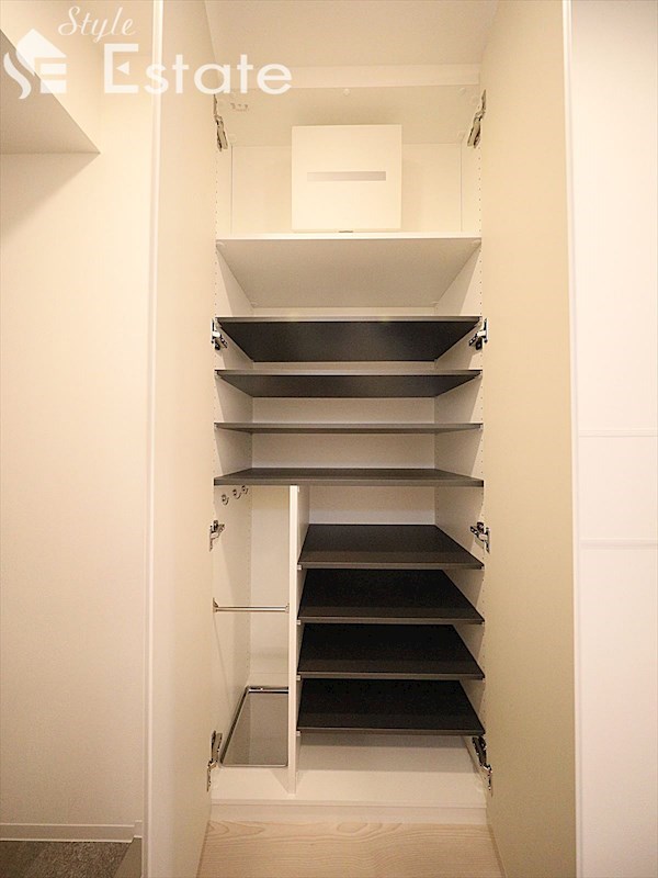 シューズボックス