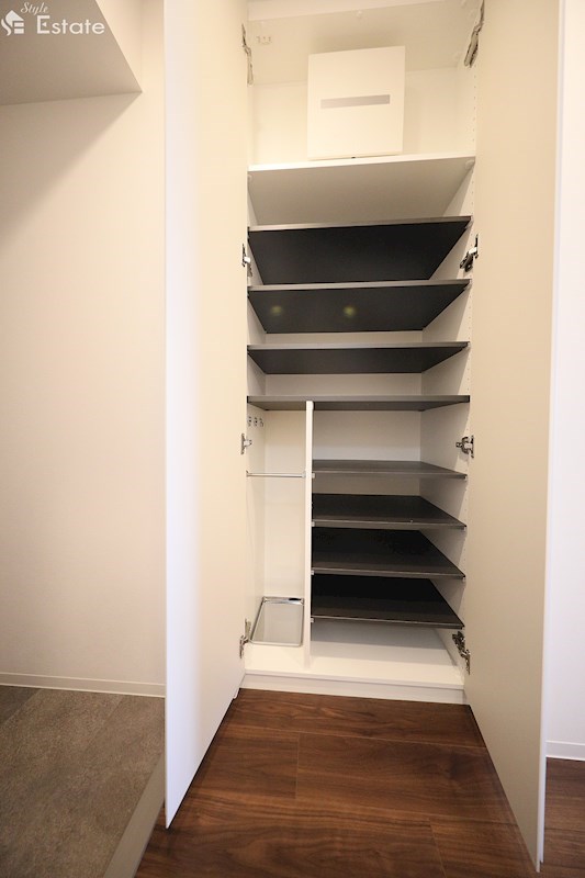 シューズボックス