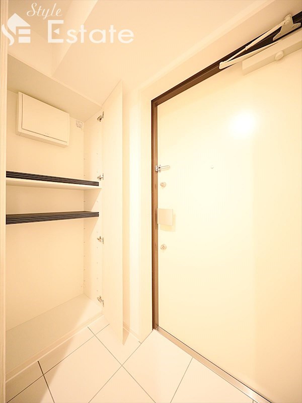 シューズボックス