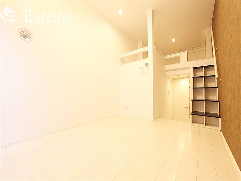 洋室 6.2帖 クローゼット付