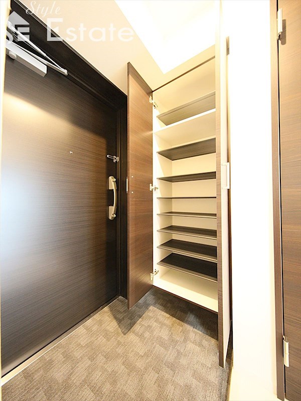 シューズボックス