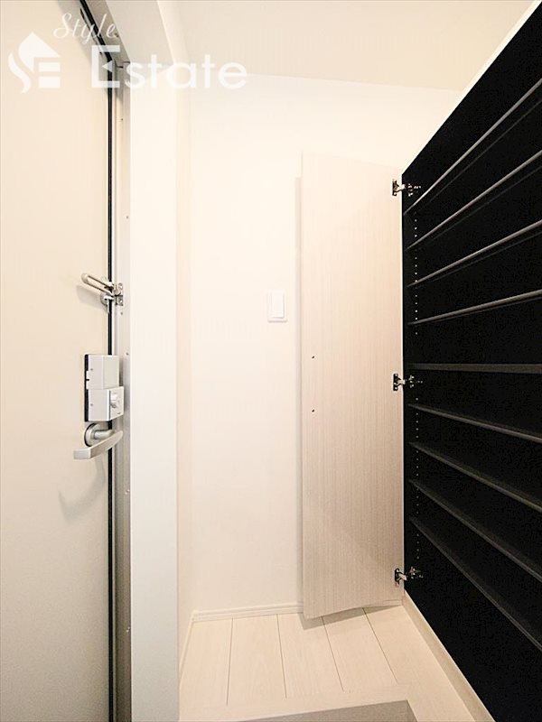 シューズボックス