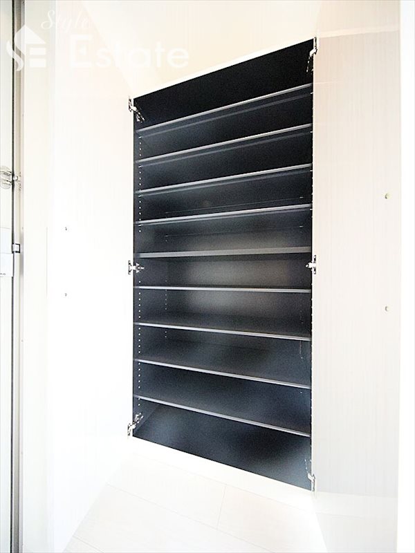 シューズボックス