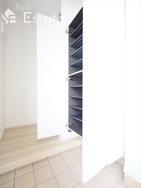 シューズボックス