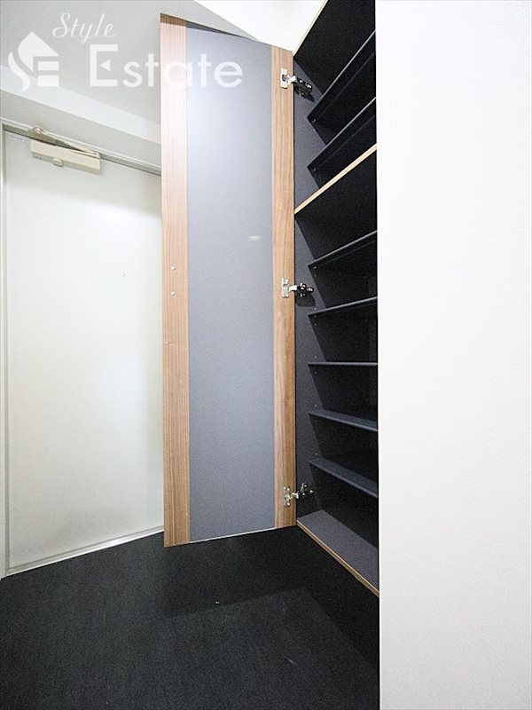 シューズボックス