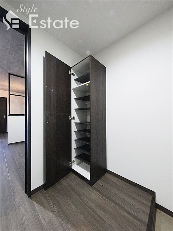 シューズボックス