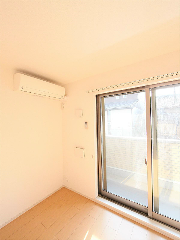 リビング★エアコンついてます