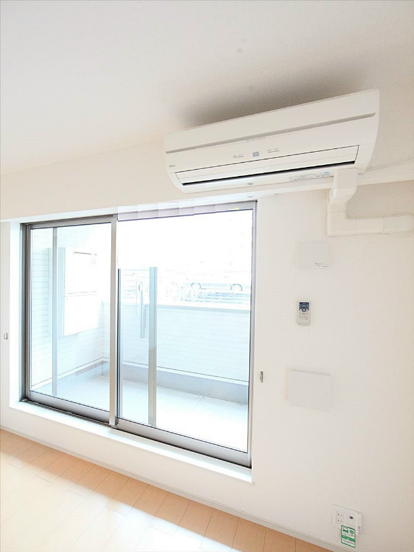 エアコン付いてます!!