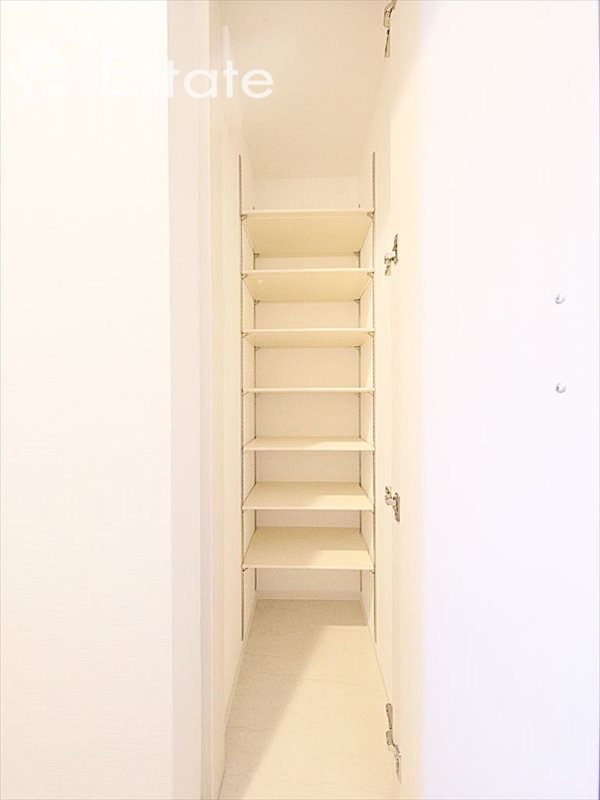 シューズボックス