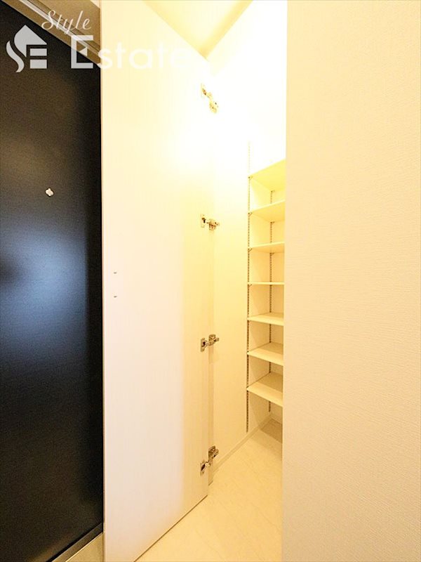 シューズボックス