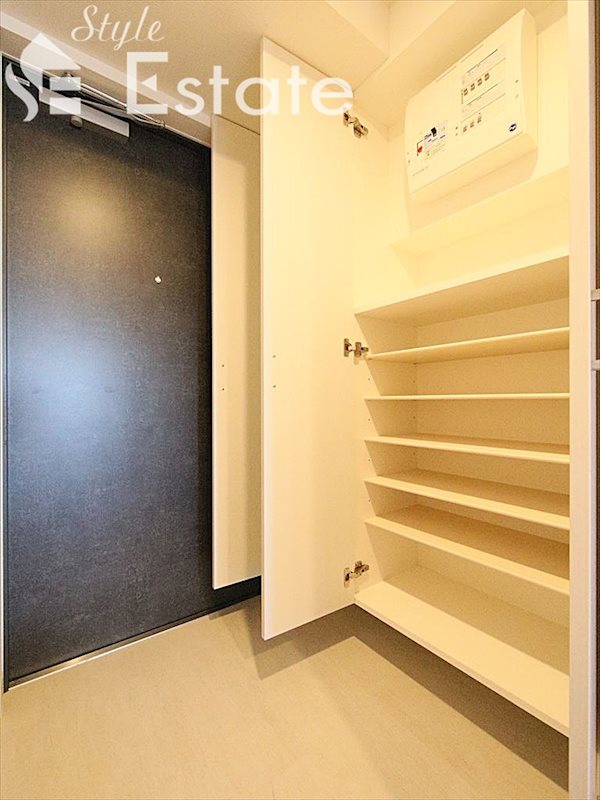 シューズボックス