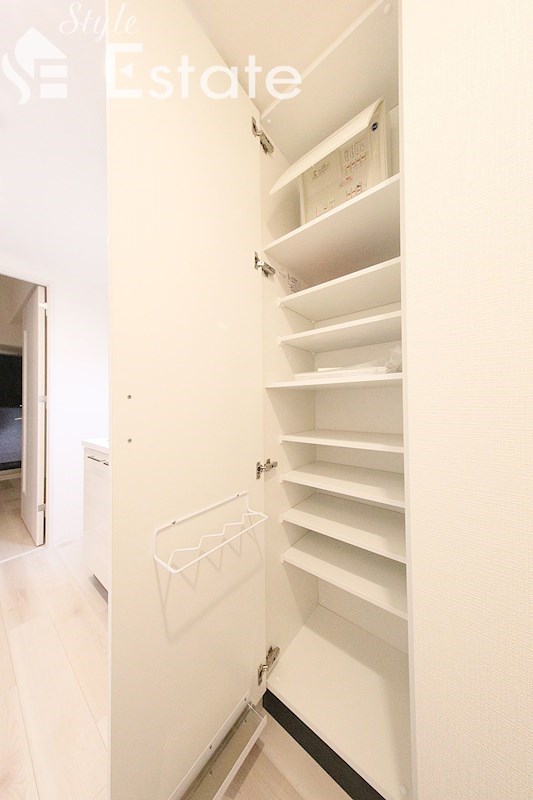 シューズボックス