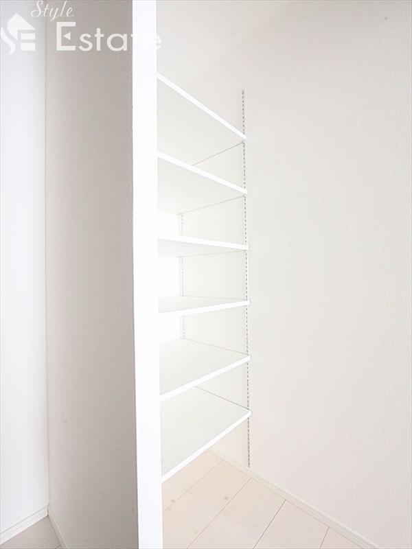 シューズボックス