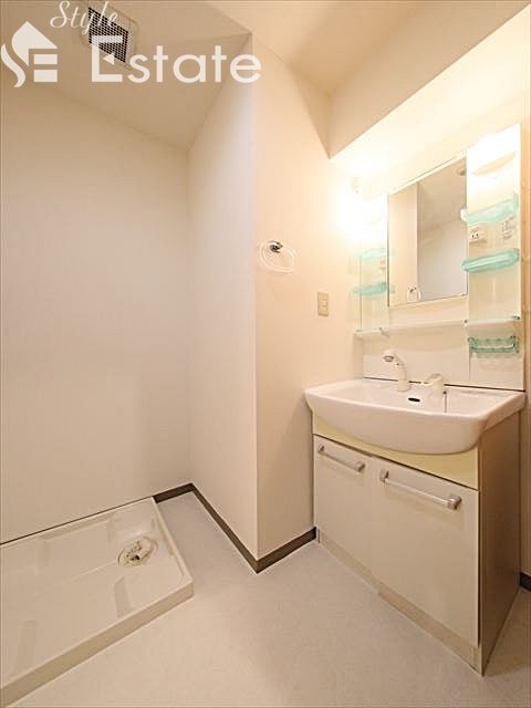 独立洗面台 シャンプードレッサー付