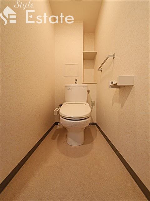 温水洗浄便座付トイレ