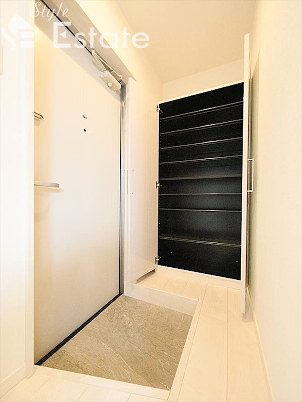 シューズボックス