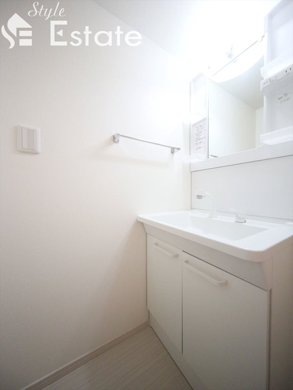 独立洗面台シャンプードレッサー付