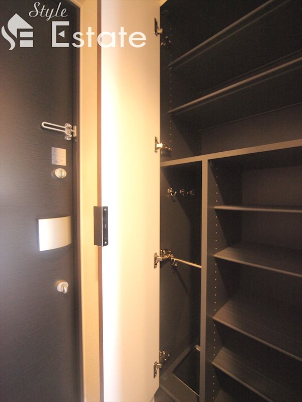 シューズボックス