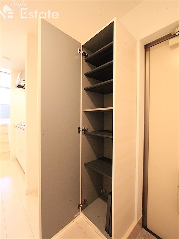 シューズボックス