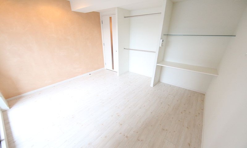 角部屋エアコン付クローゼット