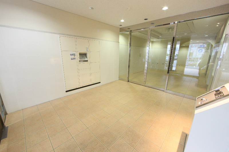 エントランス 宅配ボックスあります