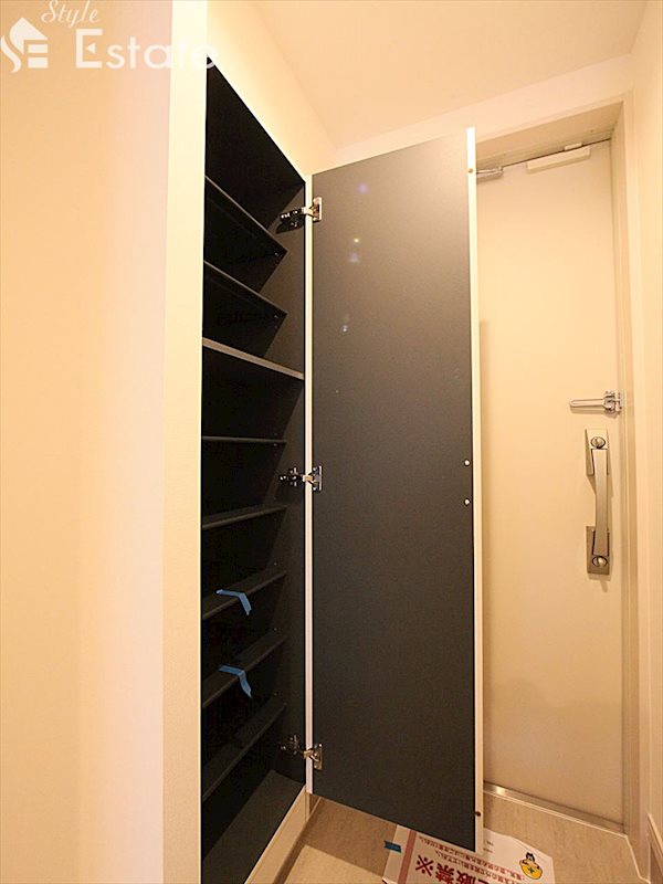 シューズボックス