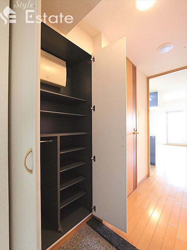 玄関 シューズボックス