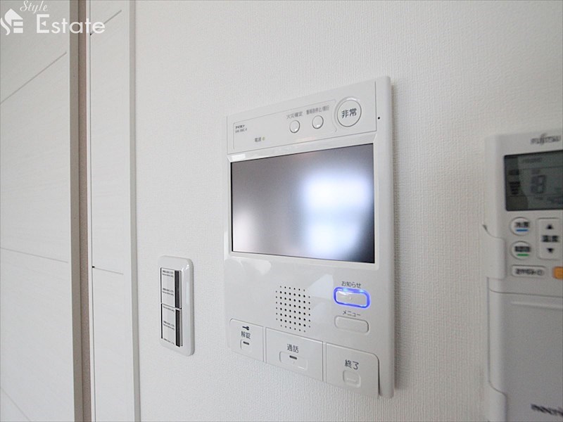 モニター付インター同仕様内装