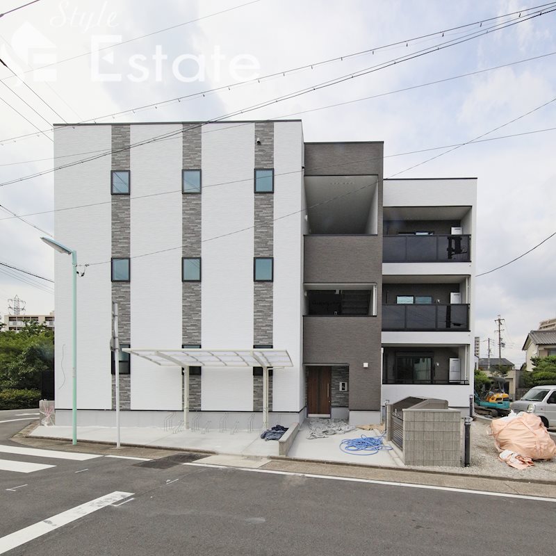 ラカーナ