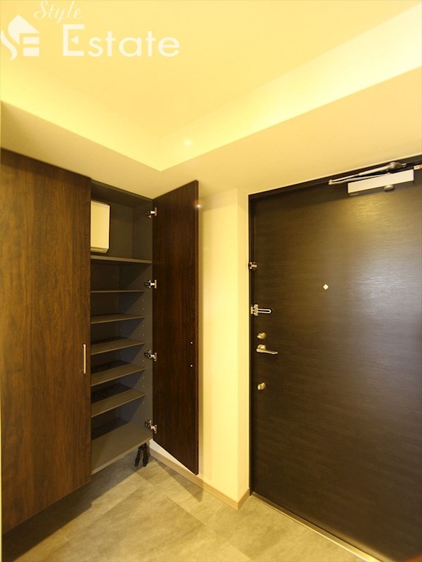 シューズボックス