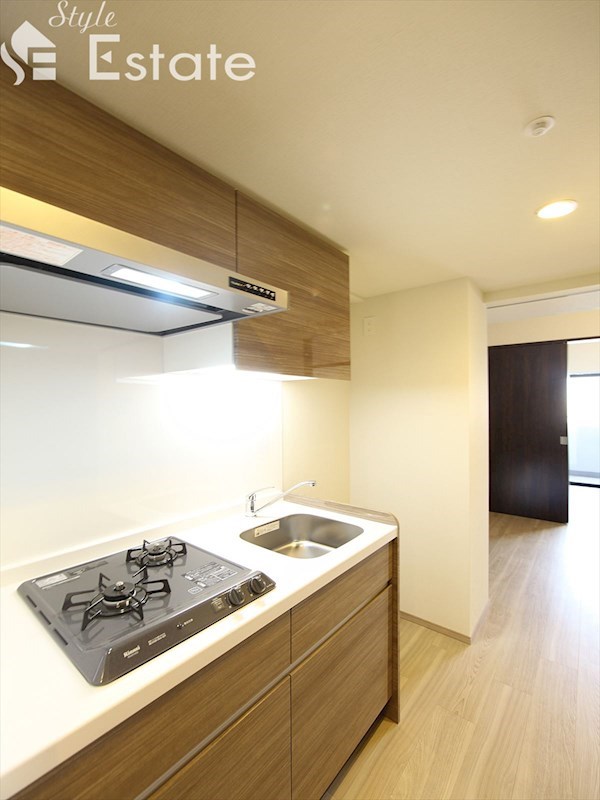 システムキッチン2口ガスコンロ付き