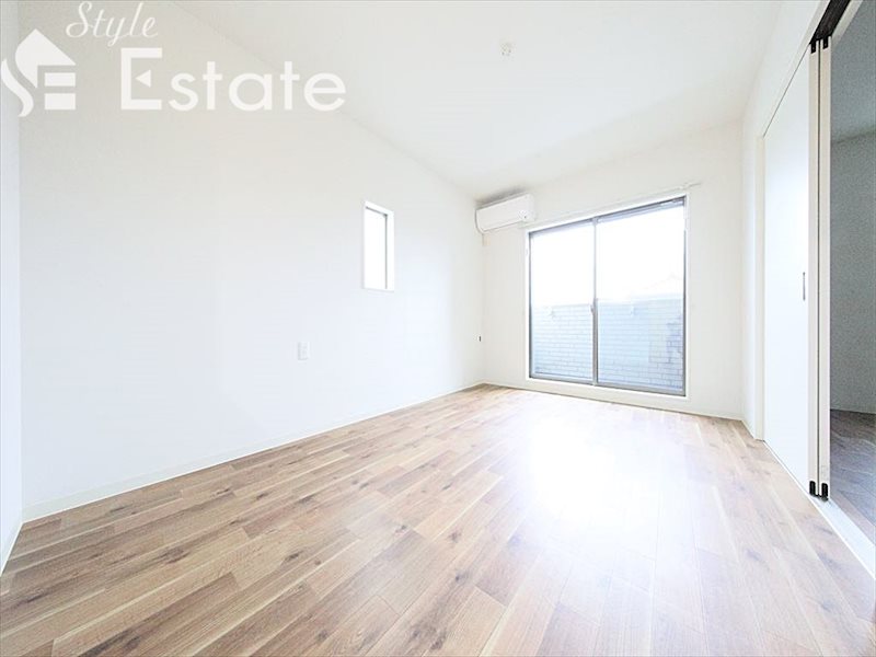 リビング 同仕様内装