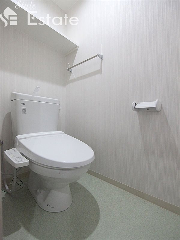 温水洗浄便座付トイレ