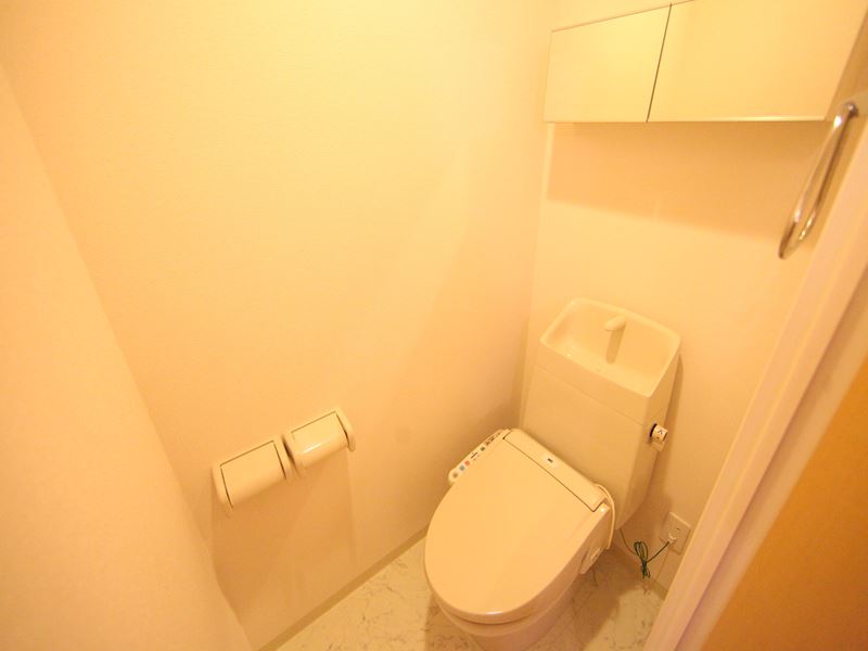 温水洗浄便座 収納有り