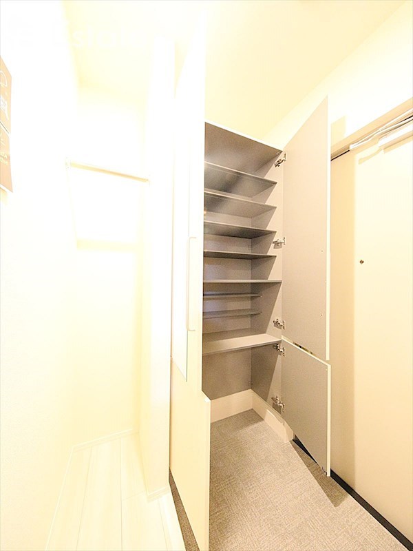 シューズボックス