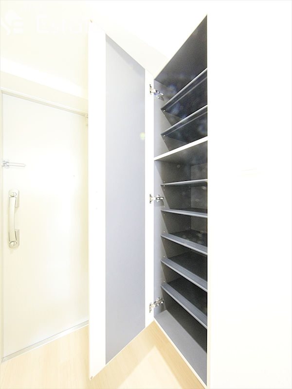 シューズボックス