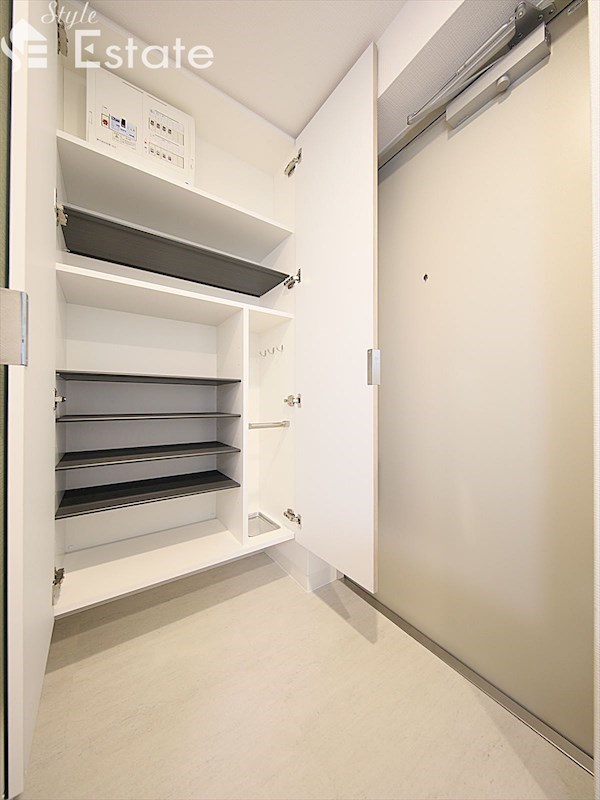 シューズボックス