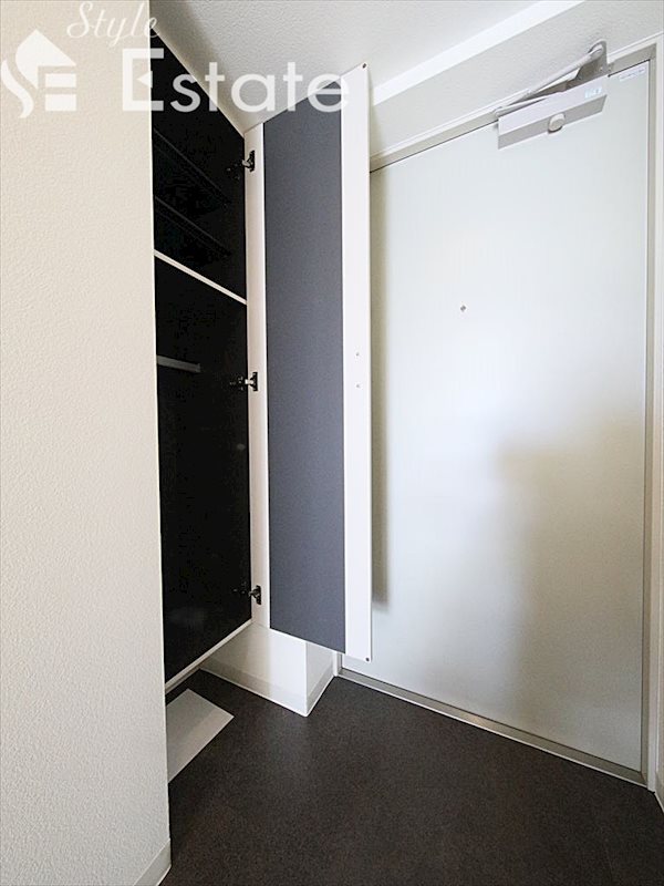 シューズボックス