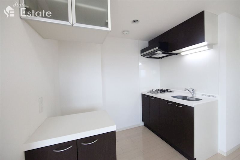 二口ガスコンロ付★キッチンスペース★収納