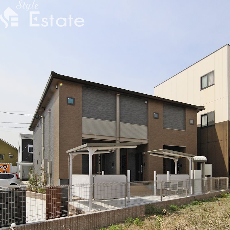 イーストスクエア