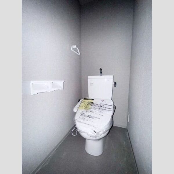建築中