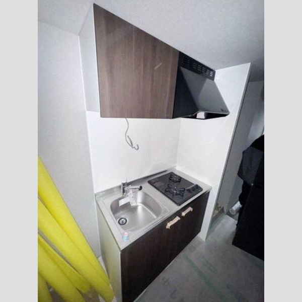 建築中