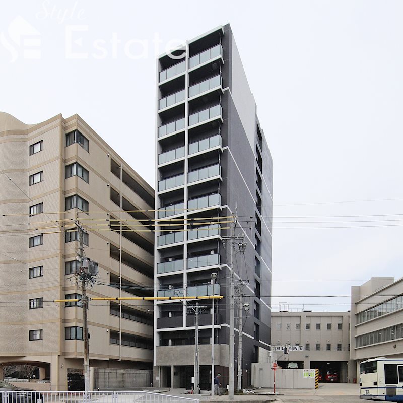 ディアレイシャス金山II