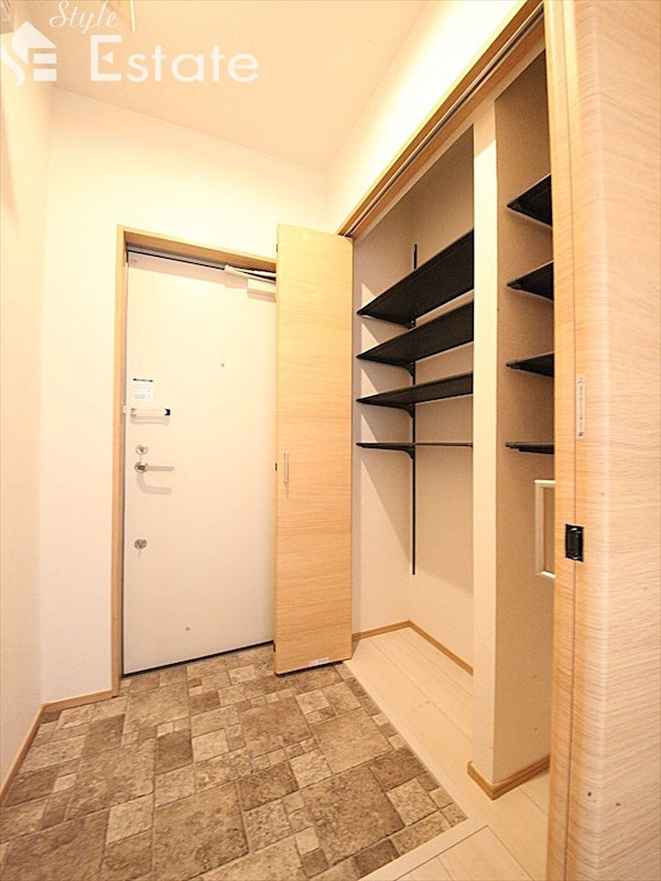 シューズボックス