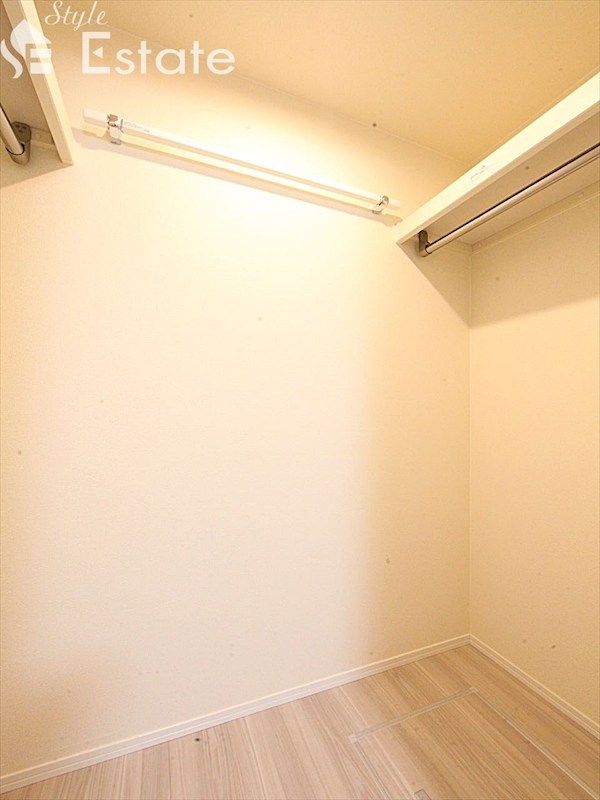 ウォークインクローゼット